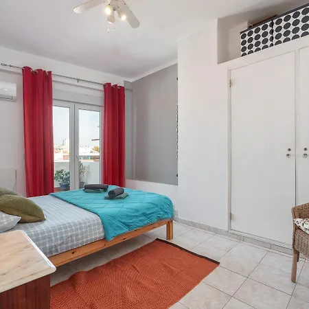 Marine Freestyler Glorious Terrace Apartament