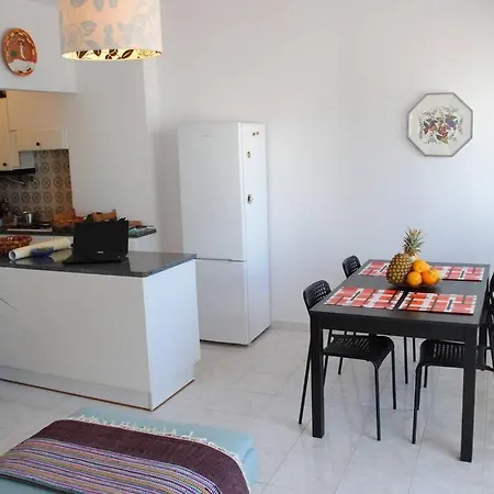 Apartment Marine Freestyler Glorious Terrace