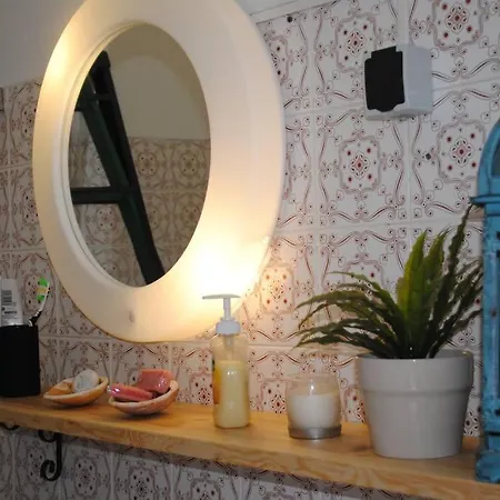Marine Freestyler Glorious Terrace Apartment
