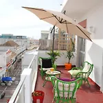 Marine Freestyler Glorious Terrace Daire